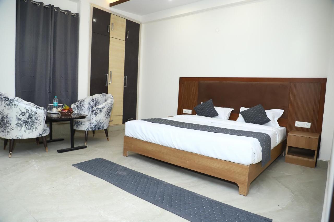 Lyf Corporate Suites - Noida Sector 19 Exterior foto