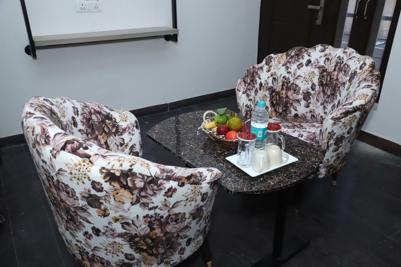 Lyf Corporate Suites - Noida Sector 19 Exterior foto